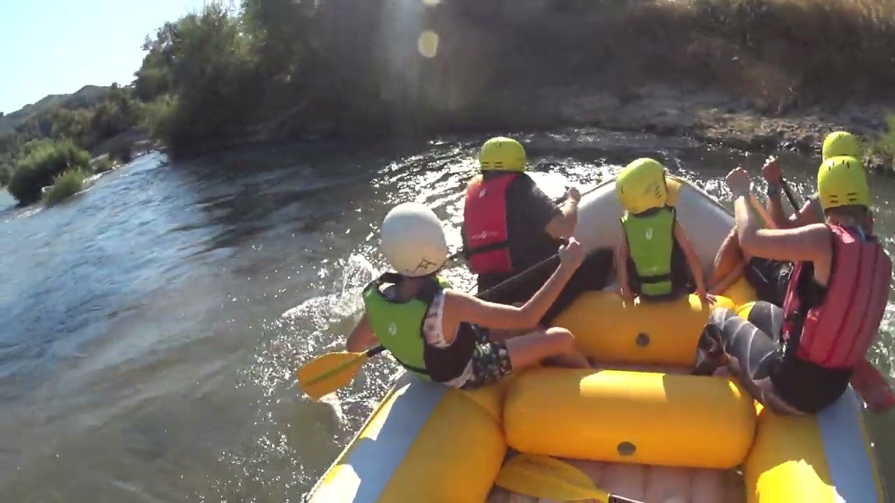 Rafting manoeuvres
